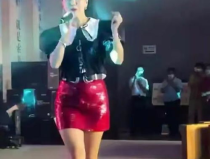 小姐姐王蓉,小姐姐的时尚魅力与音乐梦想